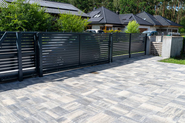 Best Decorative Driveway Pavers  in Clive, IA